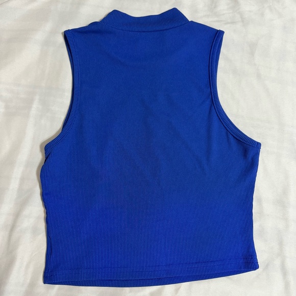 Blue Top - Picture 2 of 3